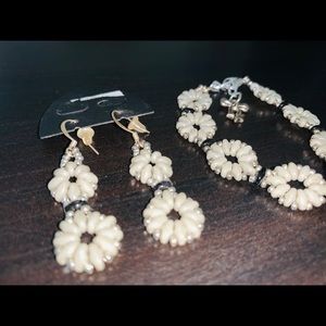 Beaded Bracelet with matching Earrings
